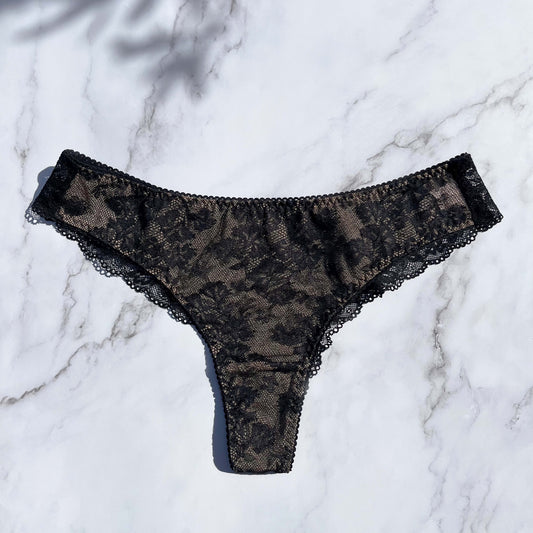 Viola Thong｜Black